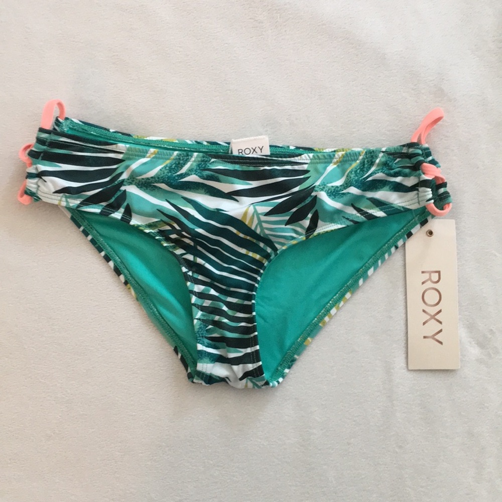 NWT Roxy swim bottom size M